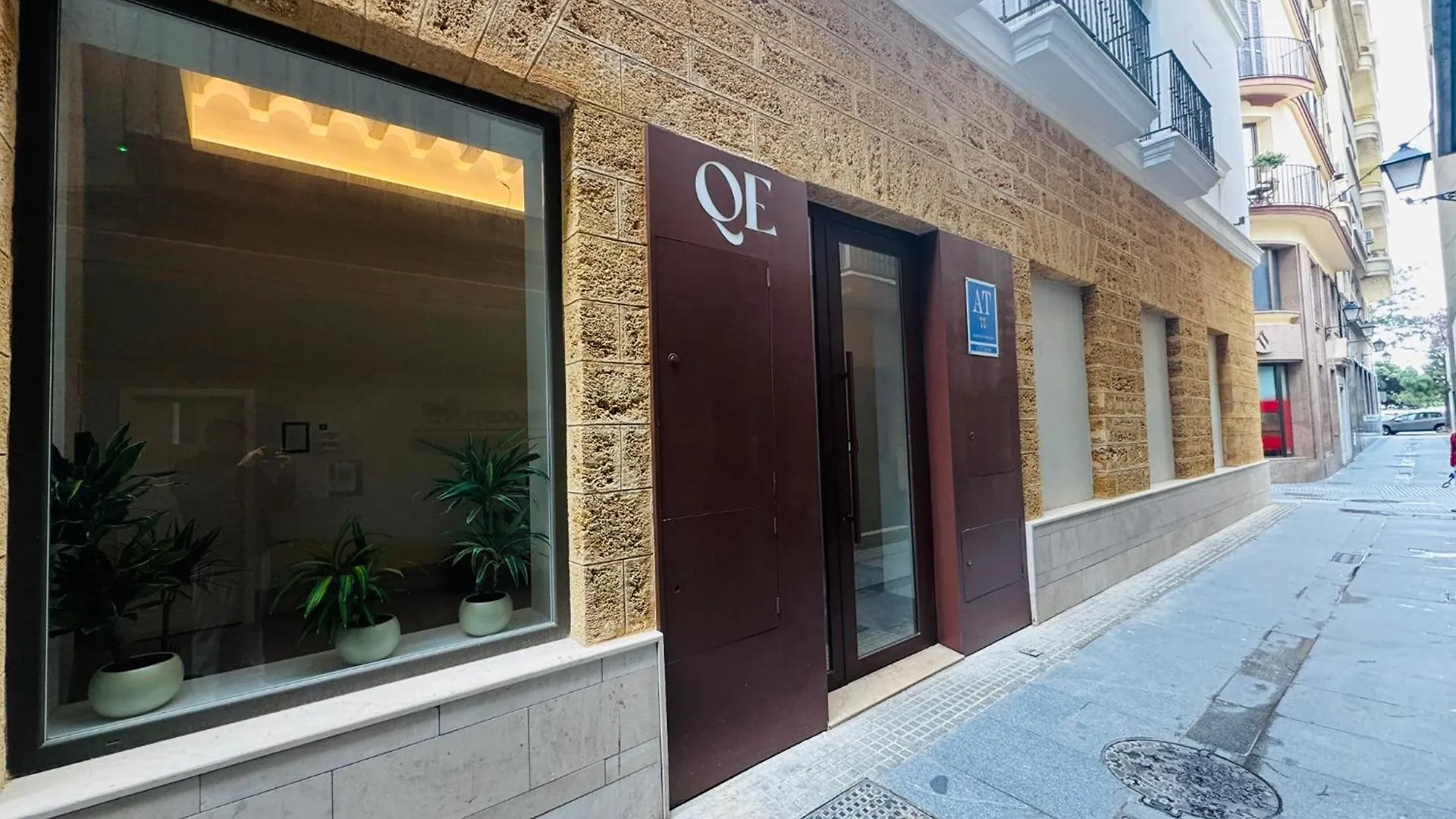 Qe Apartments Cádiz 0*,