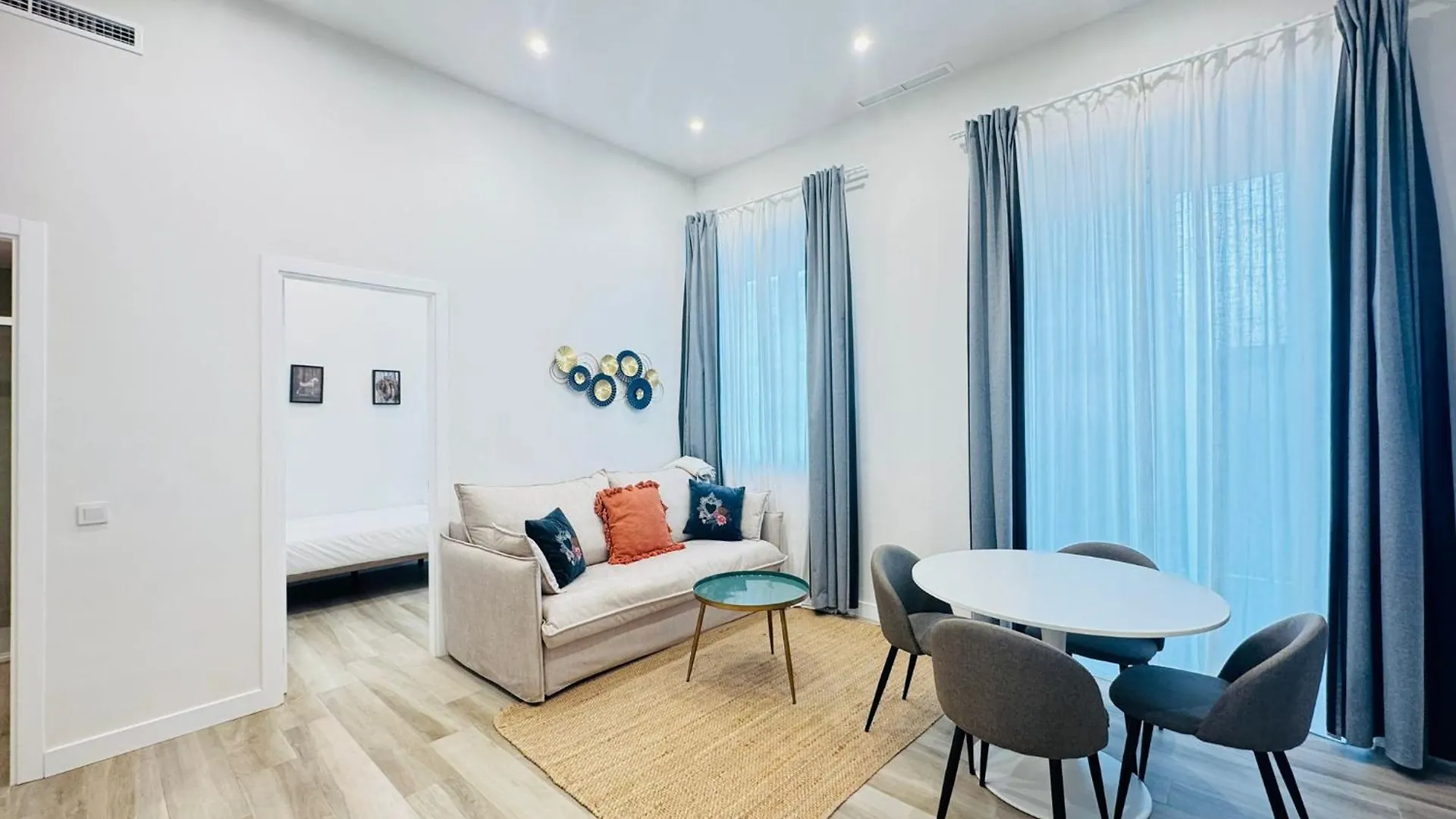 Qe Apartments Cadice