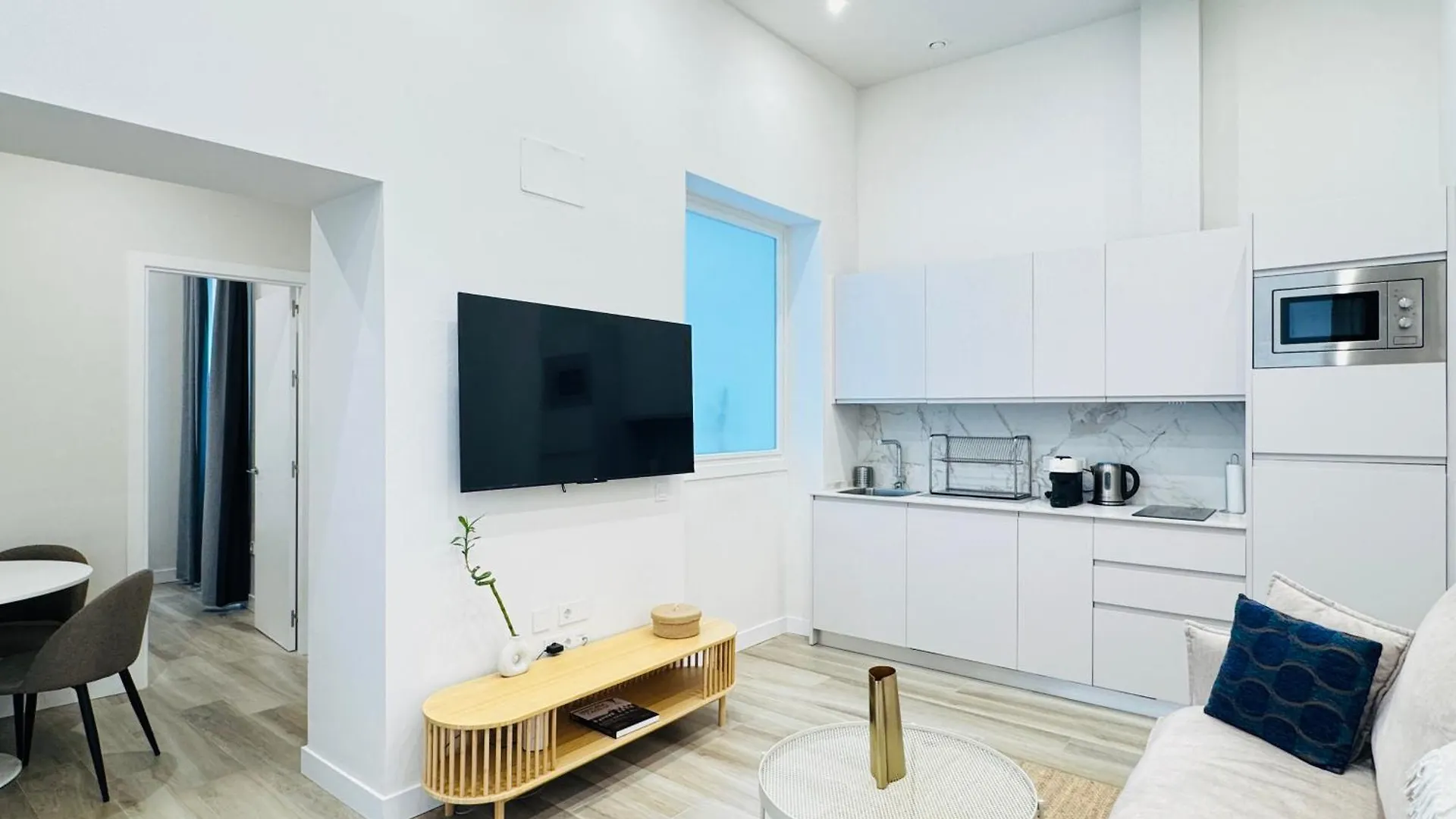 Qe Apartments Cadice
