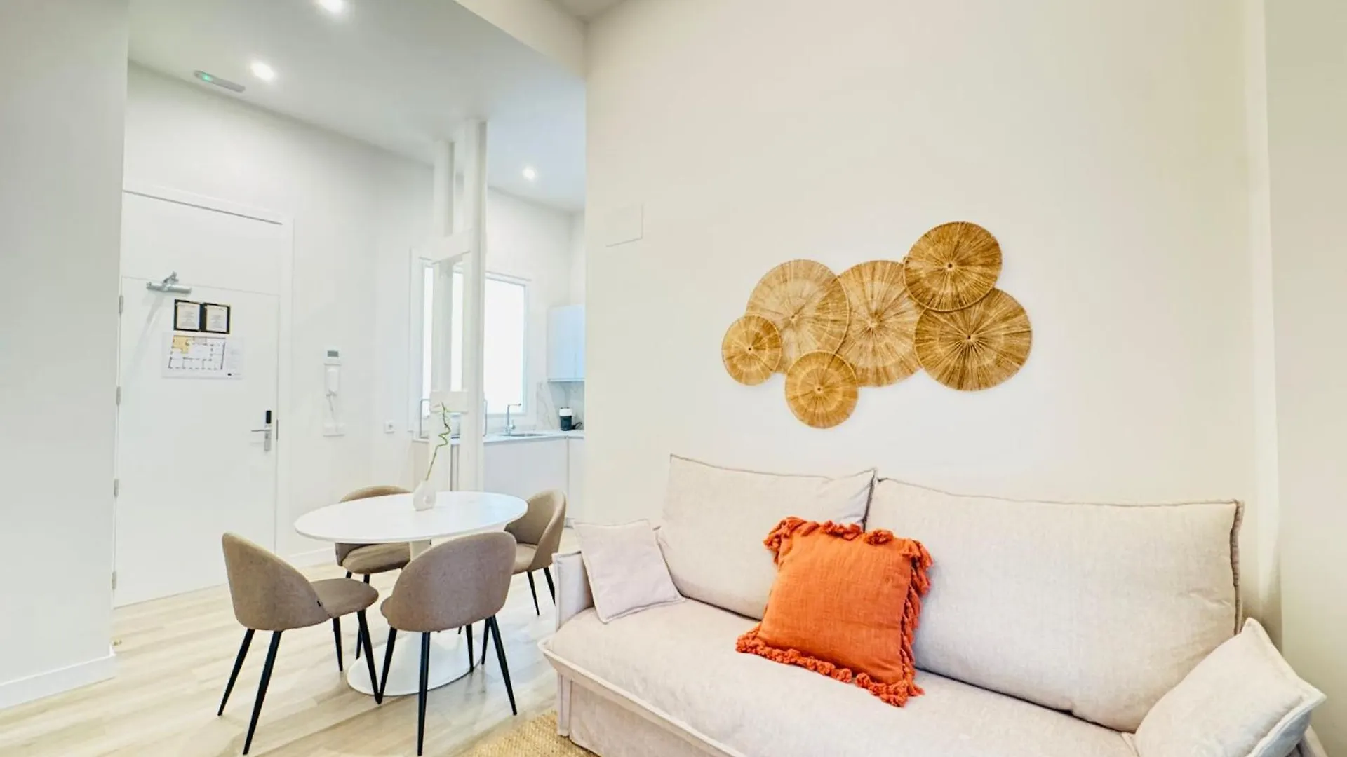 Qe Apartments Cadice
