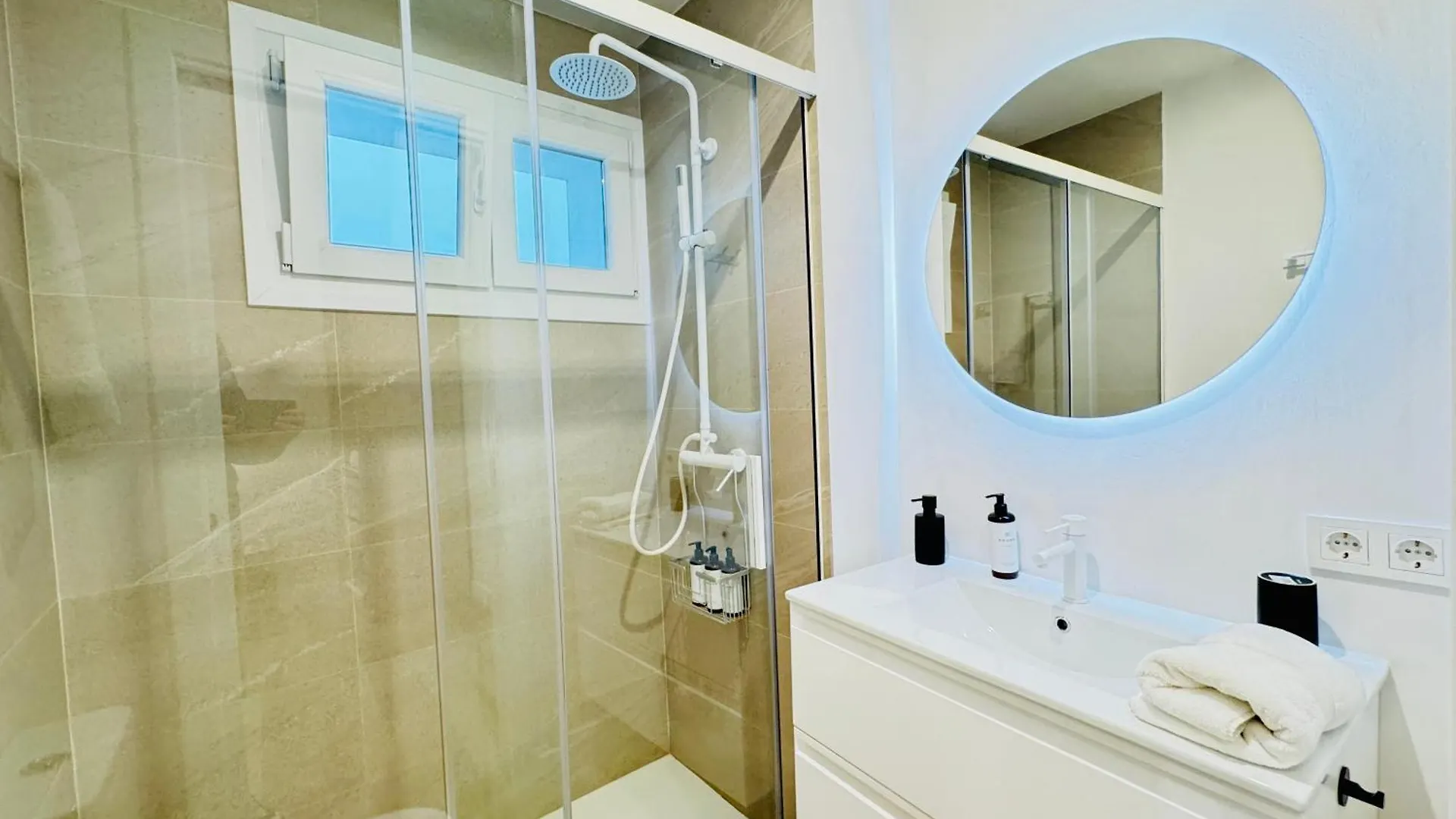 Qe Apartments Cadice