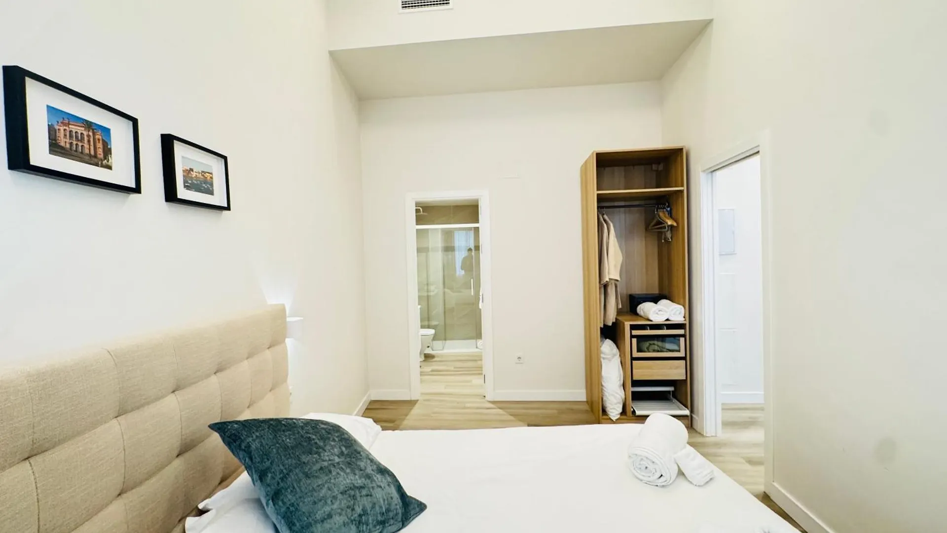 Qe Apartments Cadice